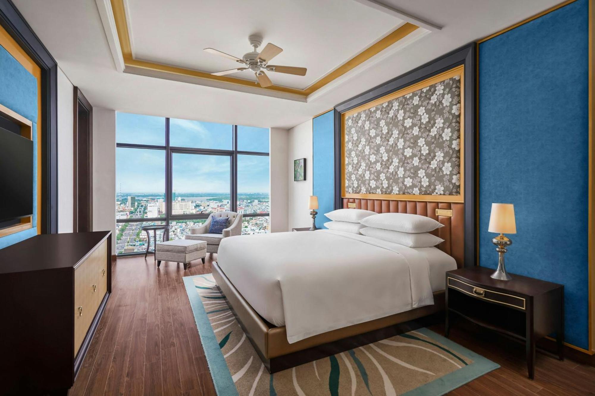 Sheraton Кантхо Экстерьер фото Deluxe King
