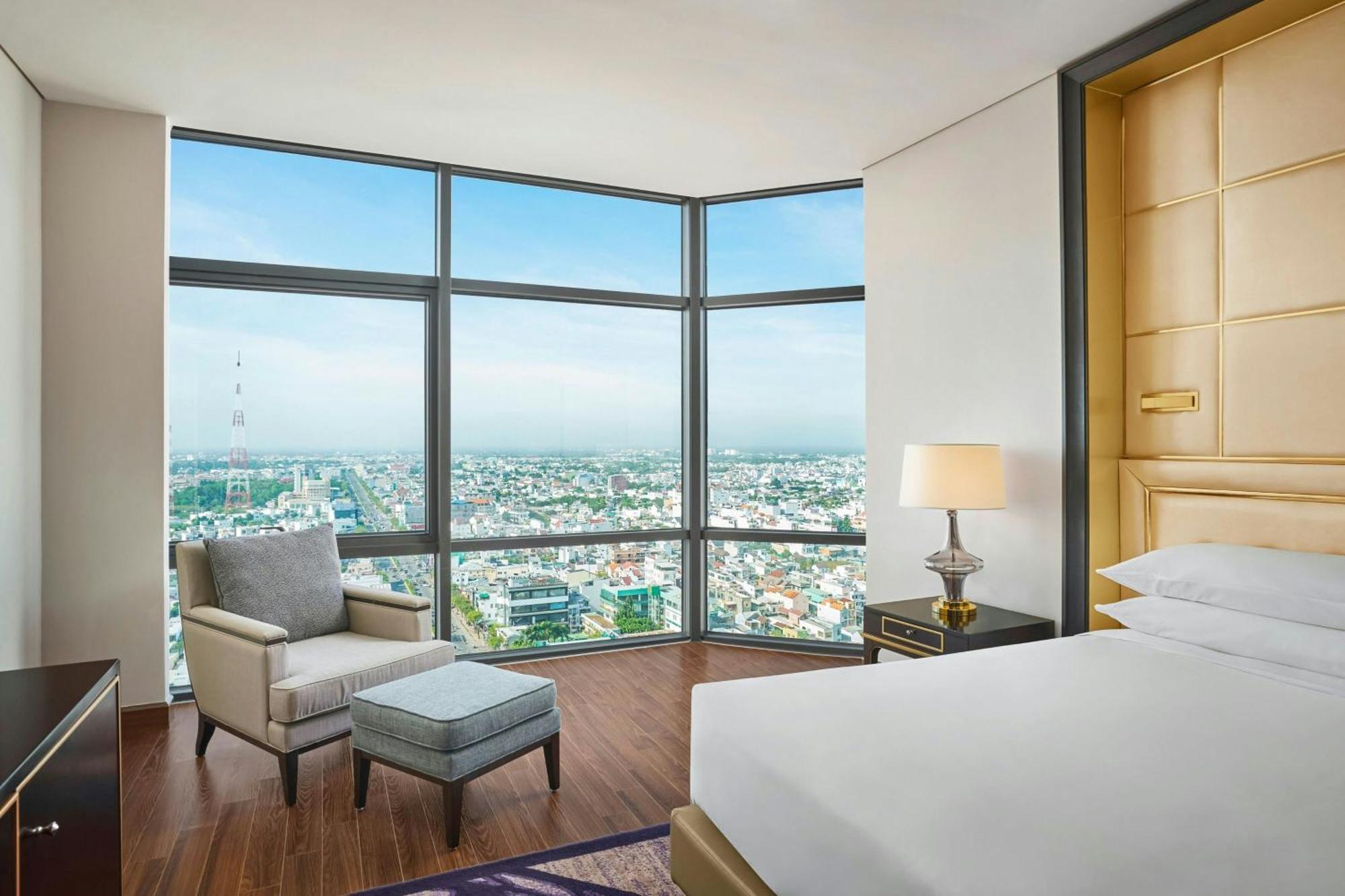 Sheraton Кантхо Экстерьер фото A bedroom at the hotel